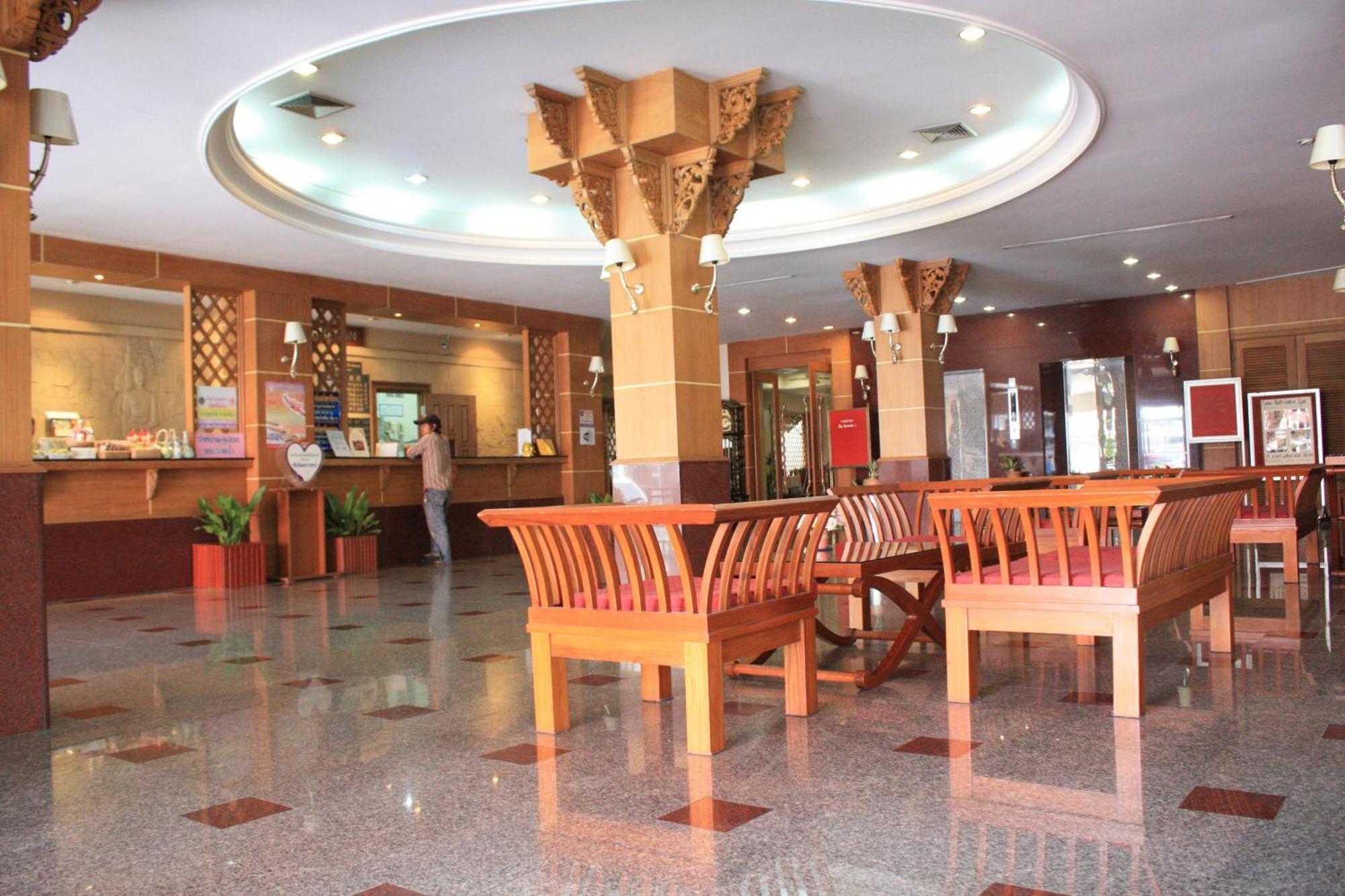 Dhevaraj Hotel Нан Екстер'єр фото