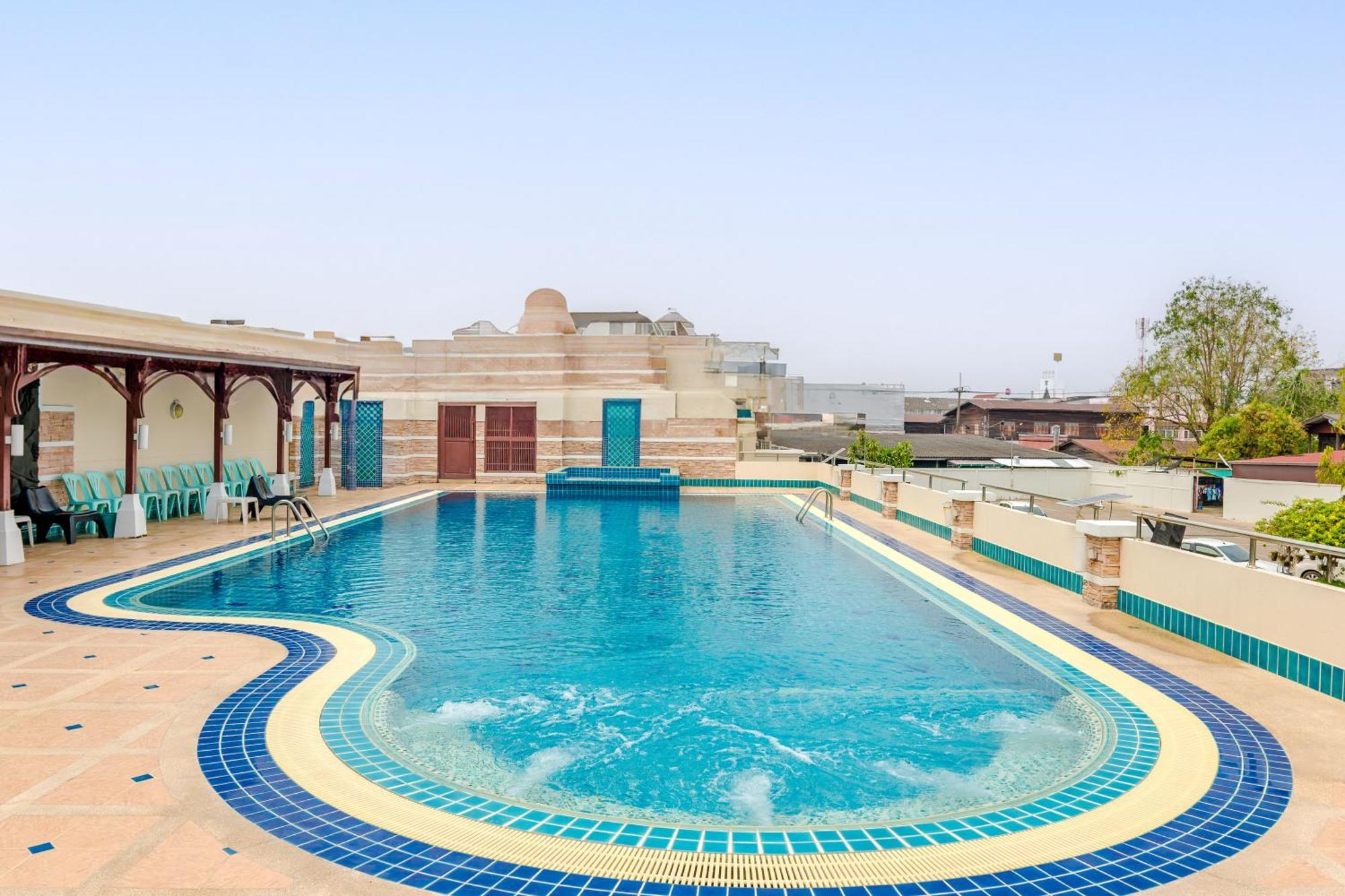 Dhevaraj Hotel Нан Екстер'єр фото